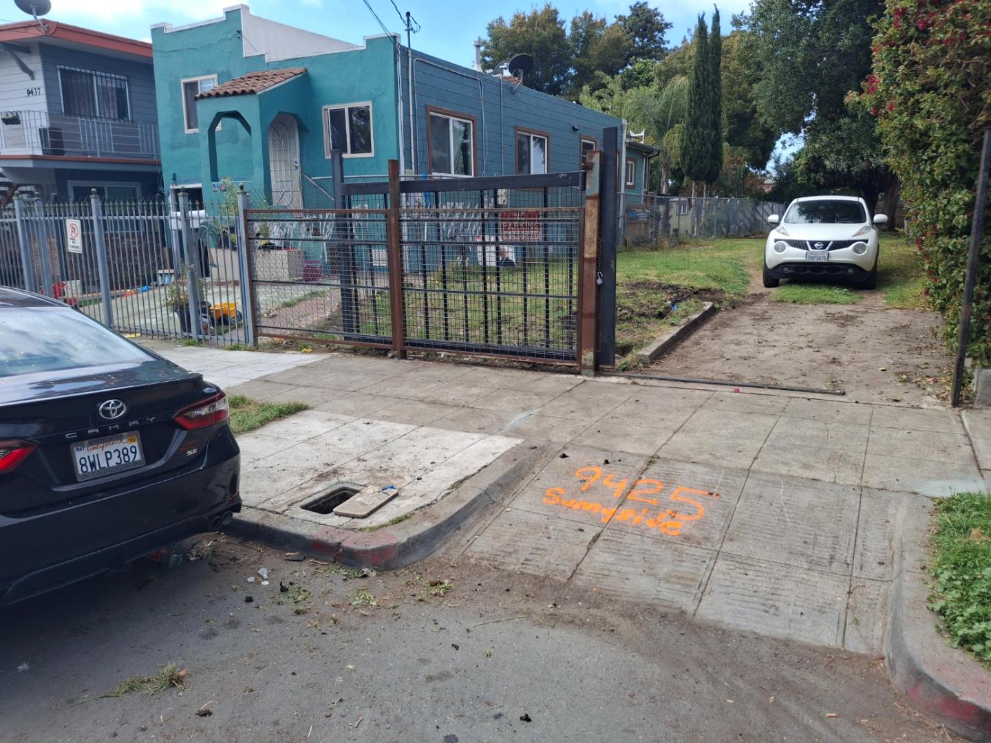 Thumbnail for 9425 Sunnyside St, Oakland, CA 94603