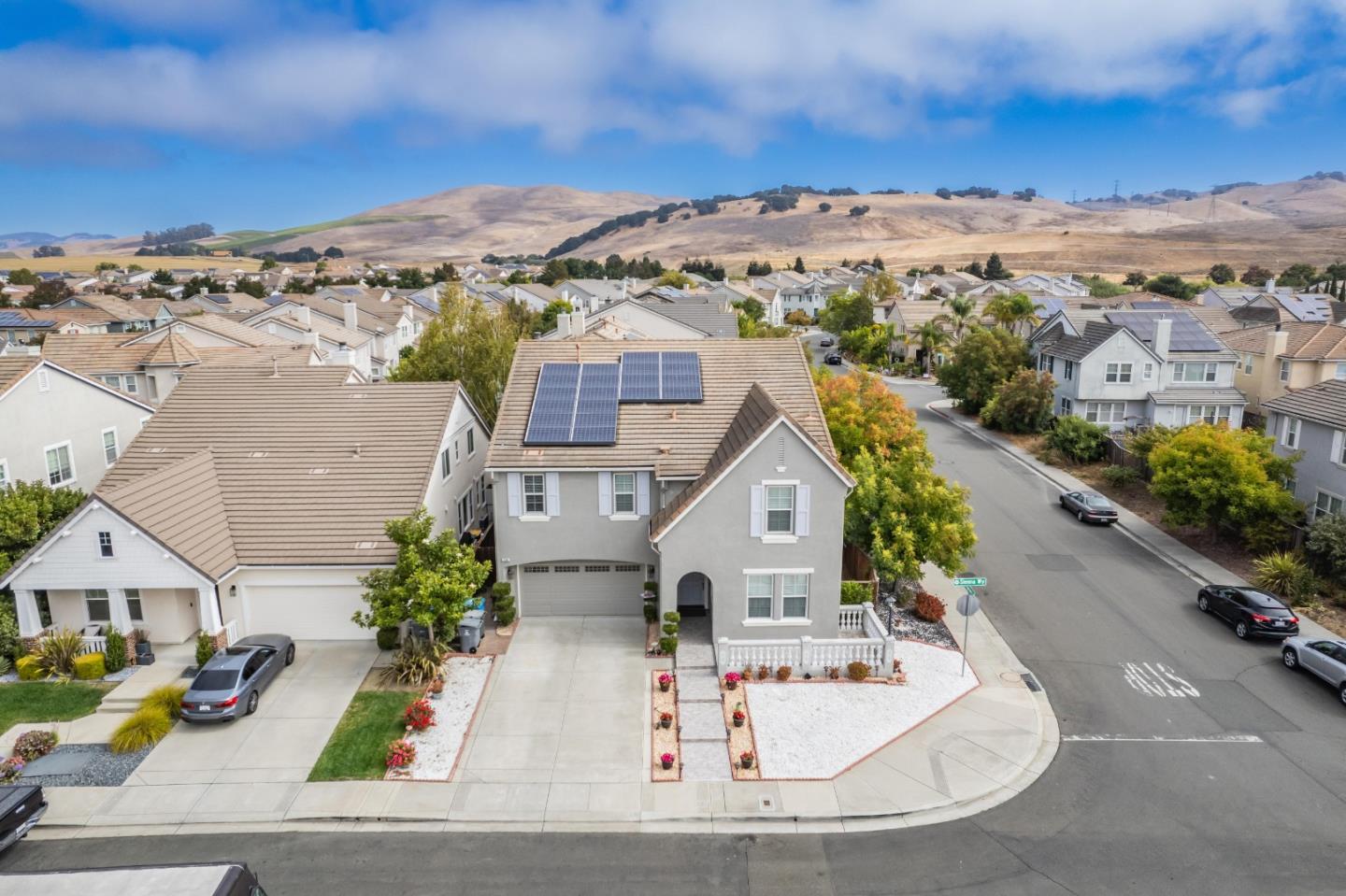 Detail Gallery Image 26 of 33 For 178 Sienna Way, American Canyon,  CA 94503 - 6 Beds | 4/1 Baths