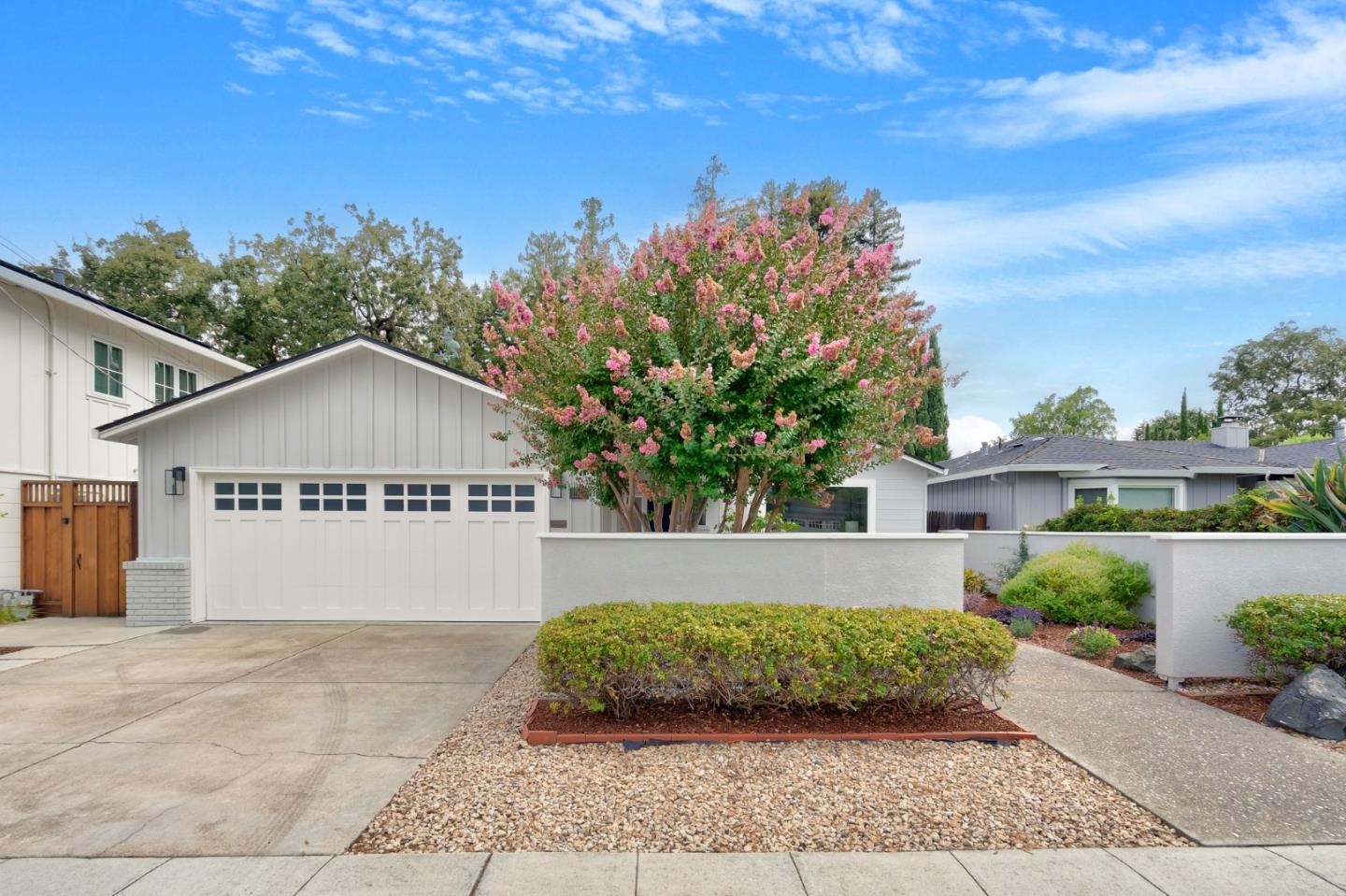 Detail Gallery Image 1 of 23 For 1525 Gover Ln, San Carlos,  CA 94070 - 4 Beds | 3 Baths