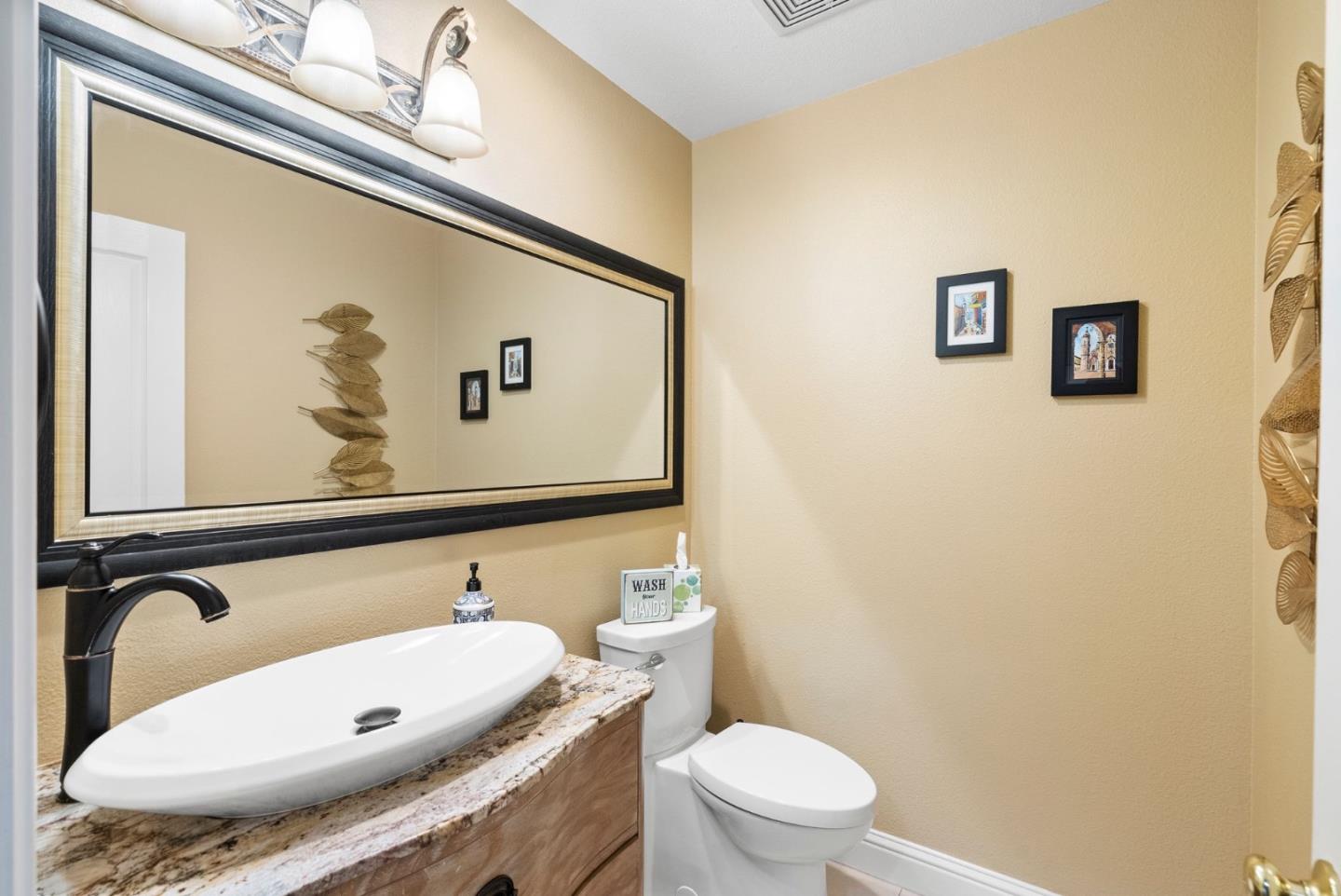 Detail Gallery Image 16 of 40 For 802 Mendocino Way, Redwood City,  CA 94065 - 3 Beds | 2/1 Baths