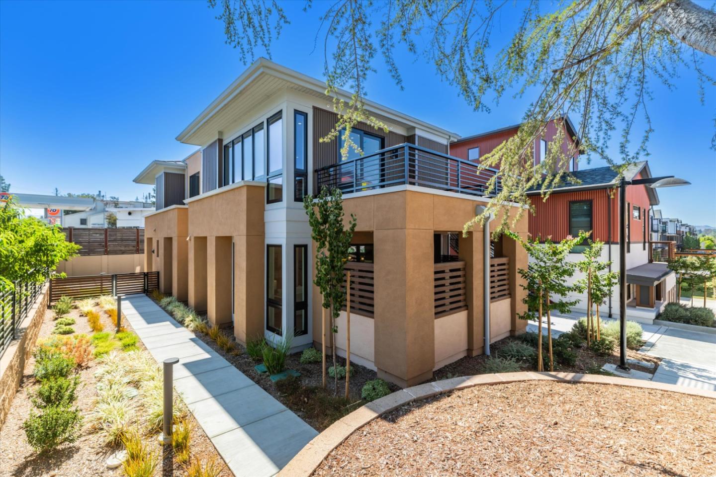 Detail Gallery Image 16 of 28 For 13154 Sepulveda Cir, Los Gatos,  CA 95032 - 1 Beds | 1/1 Baths