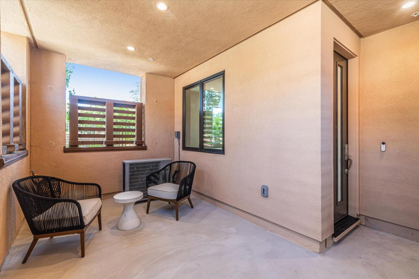 Detail Gallery Image 3 of 28 For 13154 Sepulveda Cir, Los Gatos,  CA 95032 - 1 Beds | 1/1 Baths