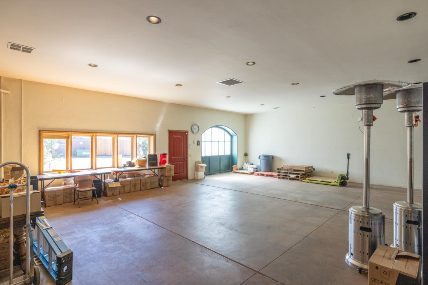 Detail Gallery Image 8 of 51 For 20300 Cachagua Rd, Carmel Valley,  CA 93924 - – Beds | – Baths
