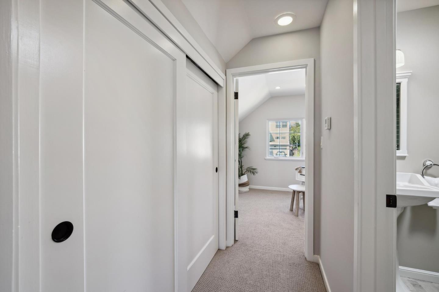 Detail Gallery Image 53 of 82 For 519 Nevada Ave, San Mateo,  CA 94402 - 5 Beds | 4/1 Baths