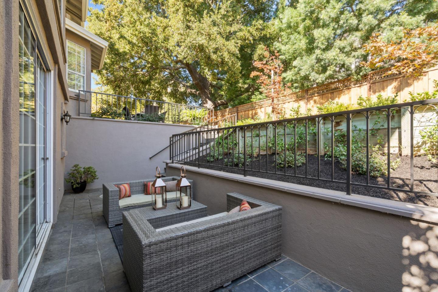 Detail Gallery Image 31 of 44 For 969 Berry Ave, Los Altos,  CA 94024 - 4 Beds | 3/1 Baths