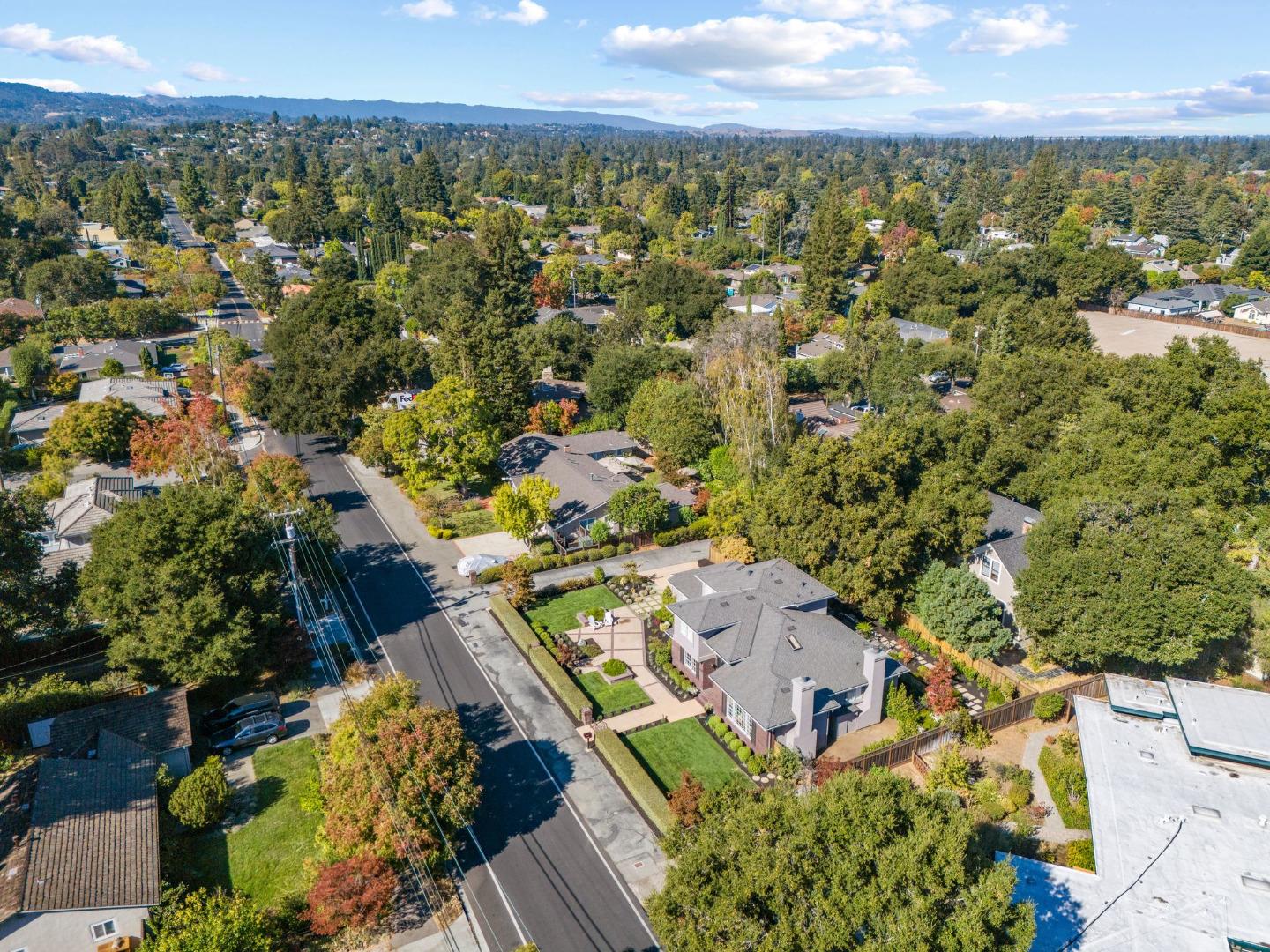 Detail Gallery Image 43 of 44 For 969 Berry Ave, Los Altos,  CA 94024 - 4 Beds | 3/1 Baths