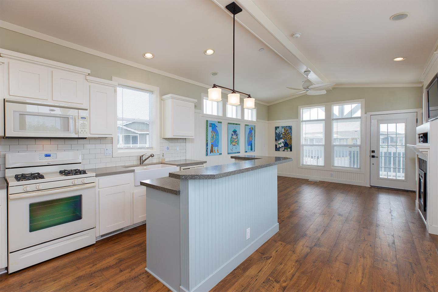 2395 Delaware Avenue # 22, Santa Cruz, California 95060, 2 Bedrooms Bedrooms, ,1 BathroomBathrooms,Manufactured In Park,For Sale,2395 Delaware Avenue # 22,ML81981063