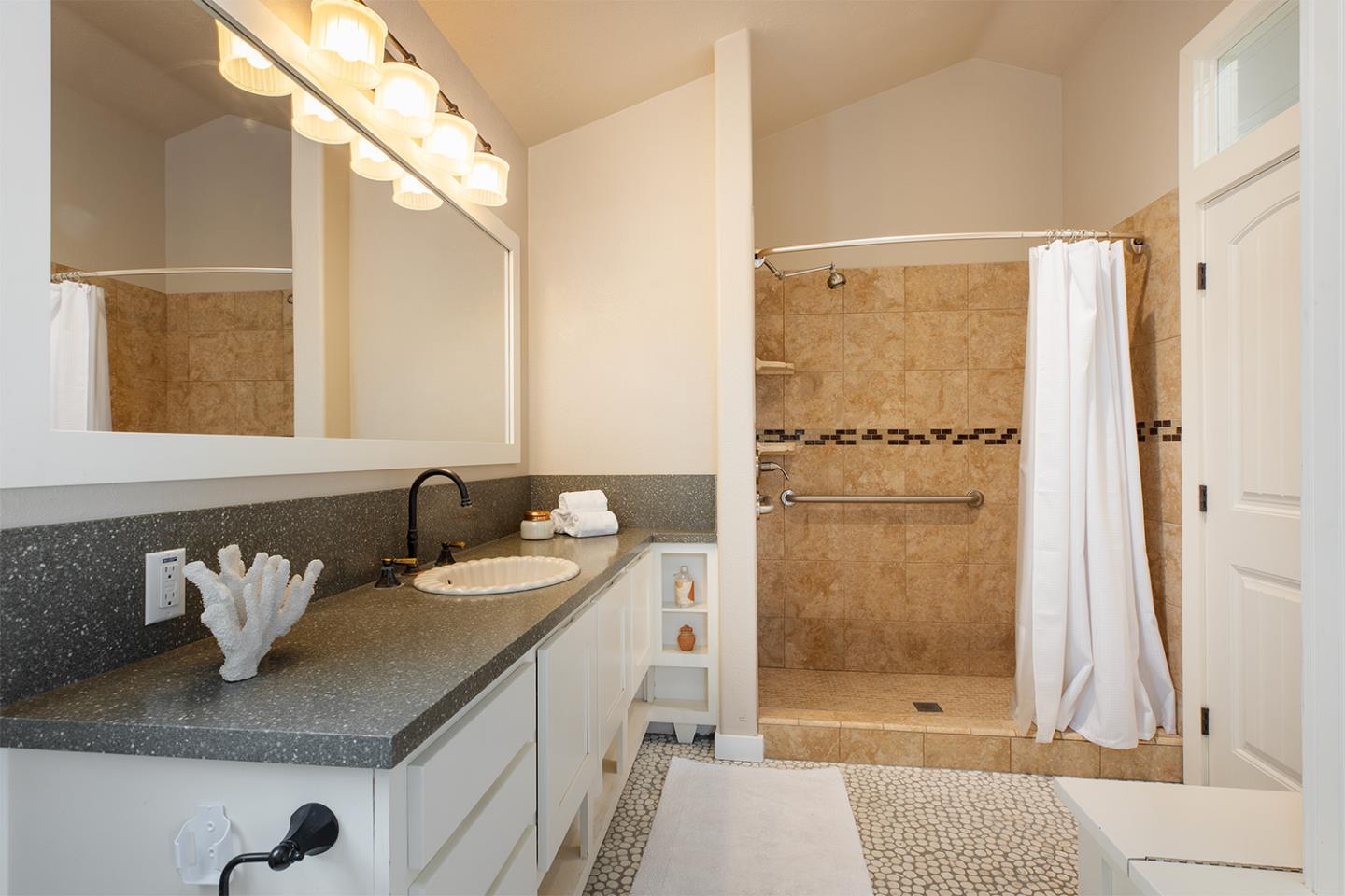 2395 Delaware Avenue # 22, Santa Cruz, California 95060, 2 Bedrooms Bedrooms, ,1 BathroomBathrooms,Manufactured In Park,For Sale,2395 Delaware Avenue # 22,ML81981063