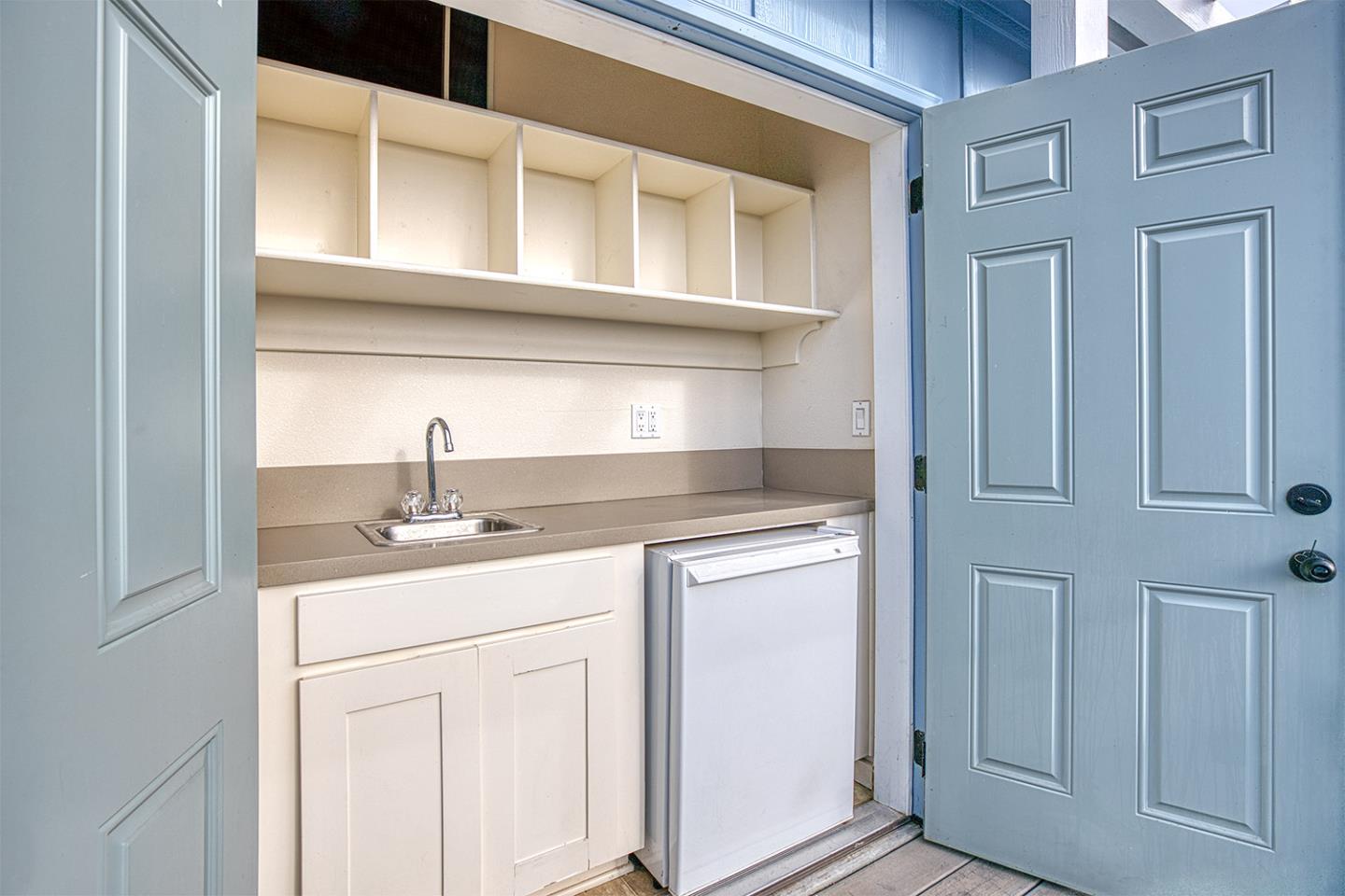 2395 Delaware Avenue # 22, Santa Cruz, California 95060, 2 Bedrooms Bedrooms, ,1 BathroomBathrooms,Manufactured In Park,For Sale,2395 Delaware Avenue # 22,ML81981063