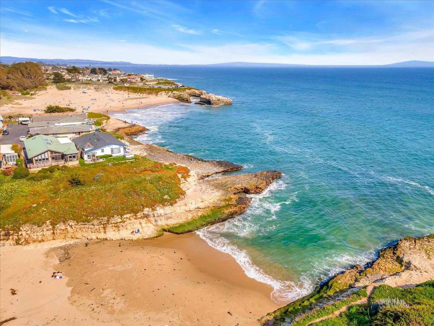 2395 Delaware Avenue # 22, Santa Cruz, California 95060, 2 Bedrooms Bedrooms, ,1 BathroomBathrooms,Manufactured In Park,For Sale,2395 Delaware Avenue # 22,ML81981063