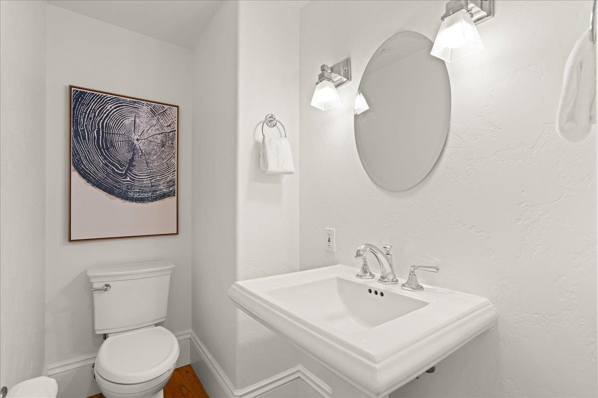 Detail Gallery Image 28 of 64 For 128 Whitney Ave, Los Gatos,  CA 95030 - 3 Beds | 2/1 Baths