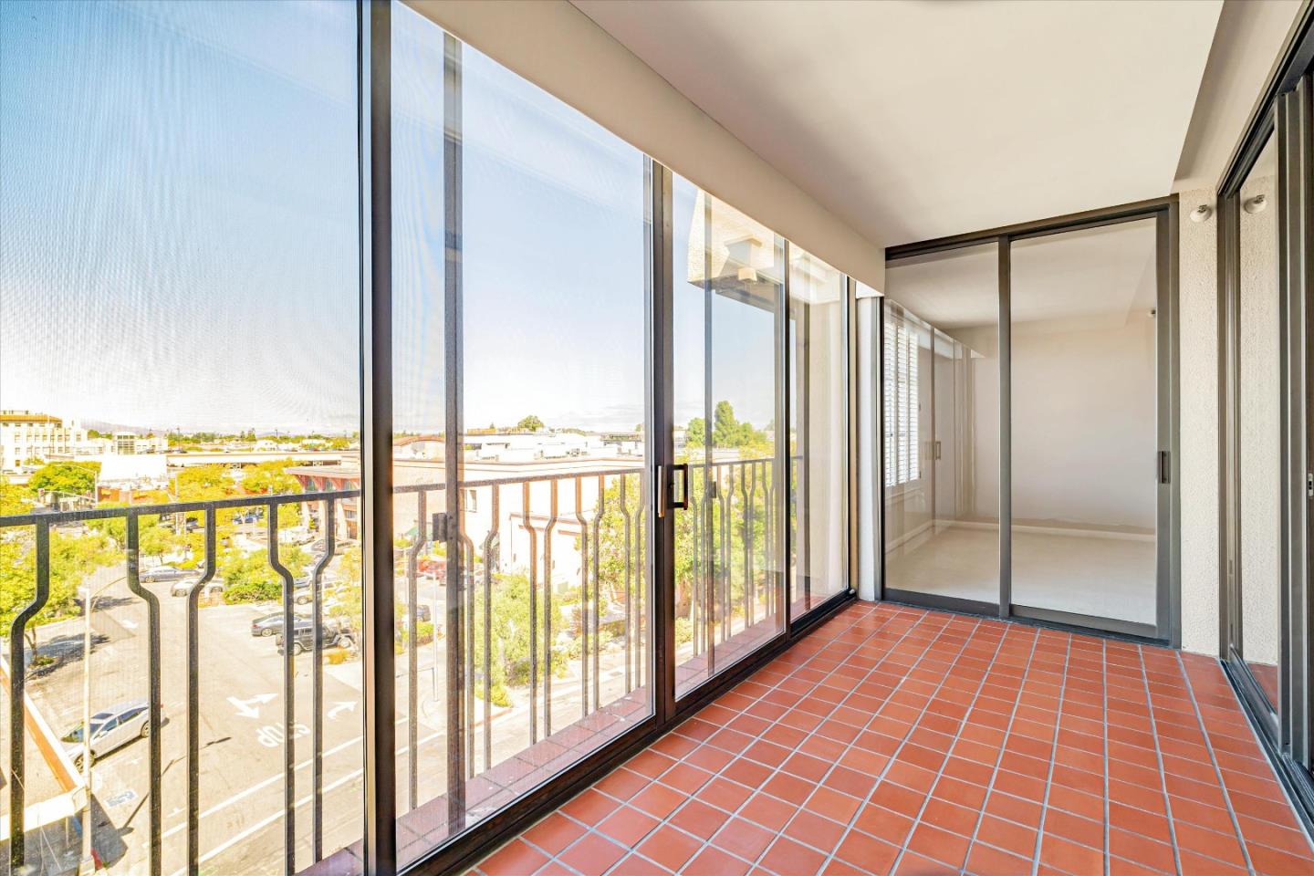 Detail Gallery Image 14 of 24 For 555 Laurel Ave #517,  San Mateo,  CA 94401 - 2 Beds | 2 Baths