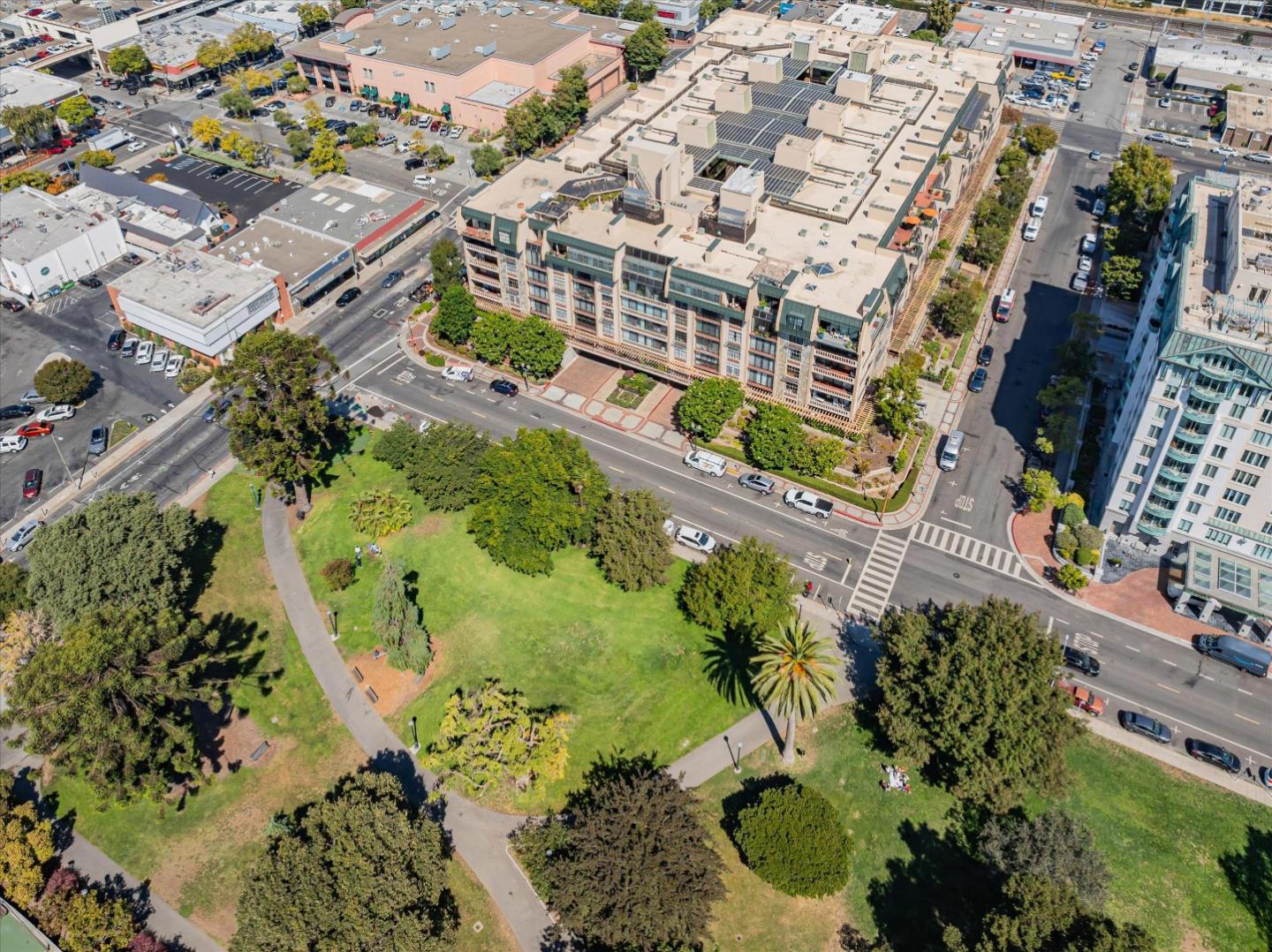 Detail Gallery Image 20 of 24 For 555 Laurel Ave #517,  San Mateo,  CA 94401 - 2 Beds | 2 Baths