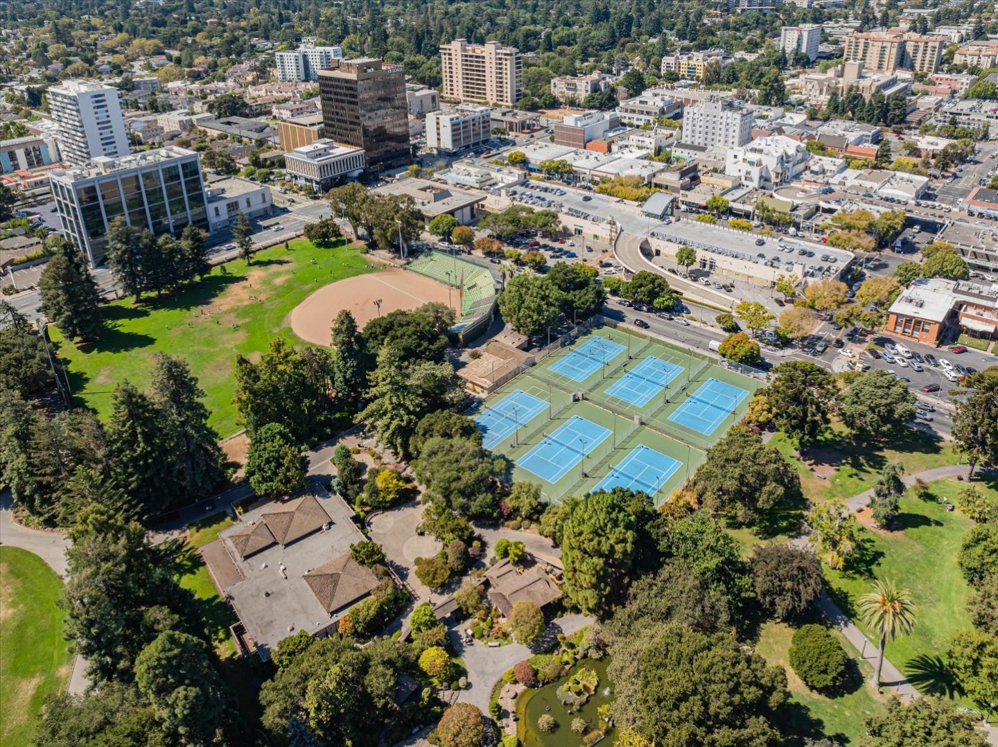 Detail Gallery Image 21 of 24 For 555 Laurel Ave #517,  San Mateo,  CA 94401 - 2 Beds | 2 Baths