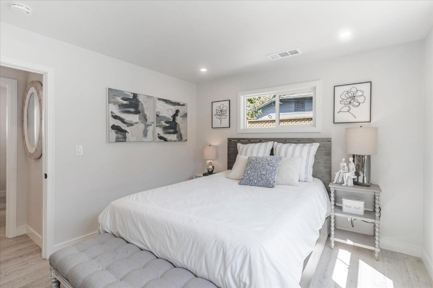 Detail Gallery Image 25 of 58 For 451 4th Ave, Redwood City,  CA 94063 - 2 Beds | 1 Baths