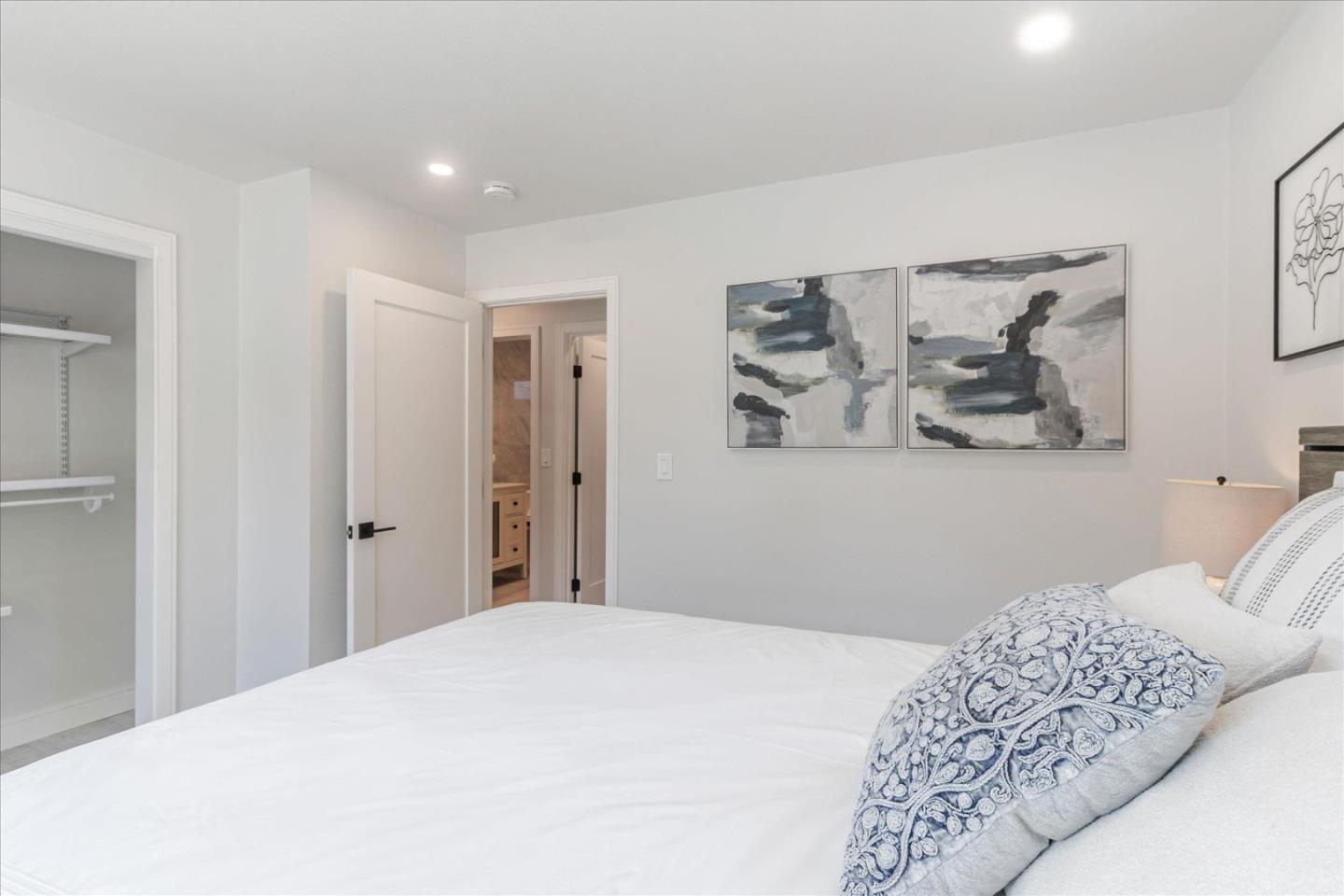 Detail Gallery Image 26 of 58 For 451 4th Ave, Redwood City,  CA 94063 - 2 Beds | 1 Baths