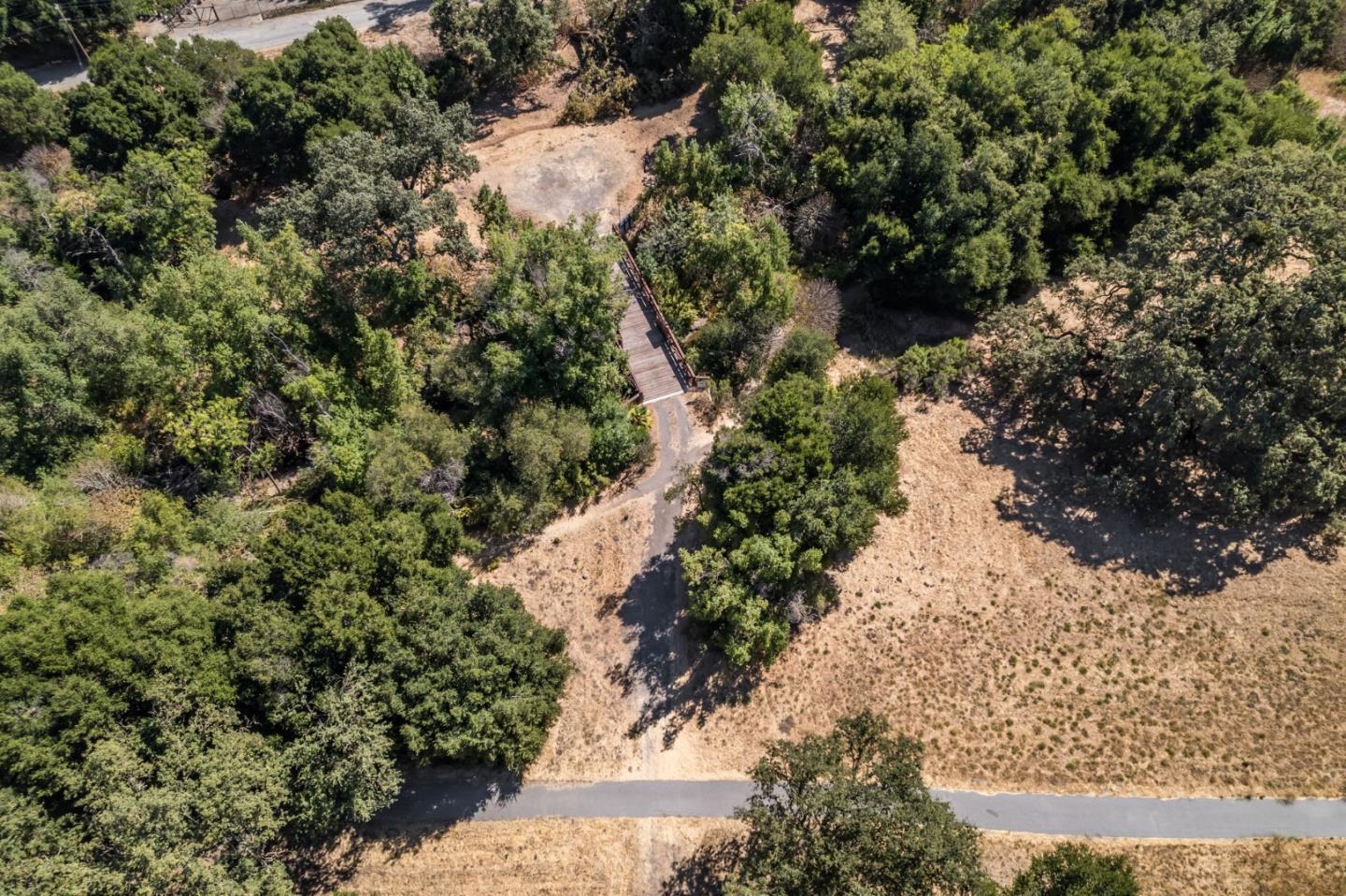 Detail Gallery Image 29 of 37 For 3343 Alpine Rd, Portola Valley,  CA 94028 - 6 Beds | 6 Baths