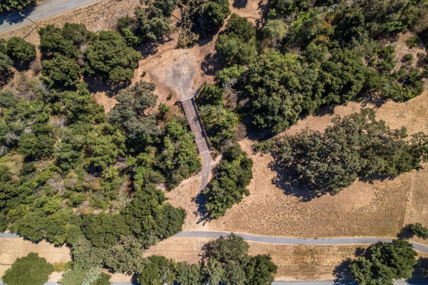 Detail Gallery Image 30 of 37 For 3343 Alpine Rd, Portola Valley,  CA 94028 - 6 Beds | 6 Baths