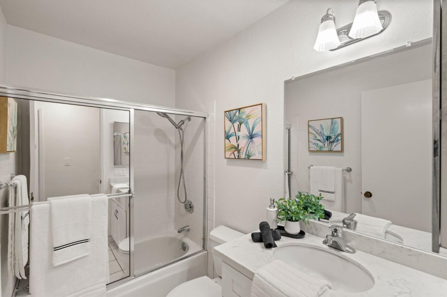 Detail Gallery Image 27 of 51 For 2212 Almaden Rd a,  San Jose,  CA 95125 - 2 Beds | 2 Baths