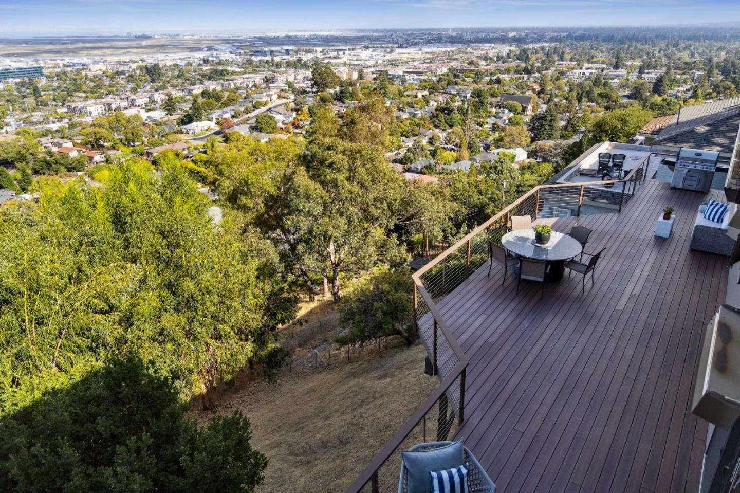 Detail Gallery Image 60 of 62 For 17 Hillcrest Rd, San Carlos,  CA 94070 - 4 Beds | 3/1 Baths