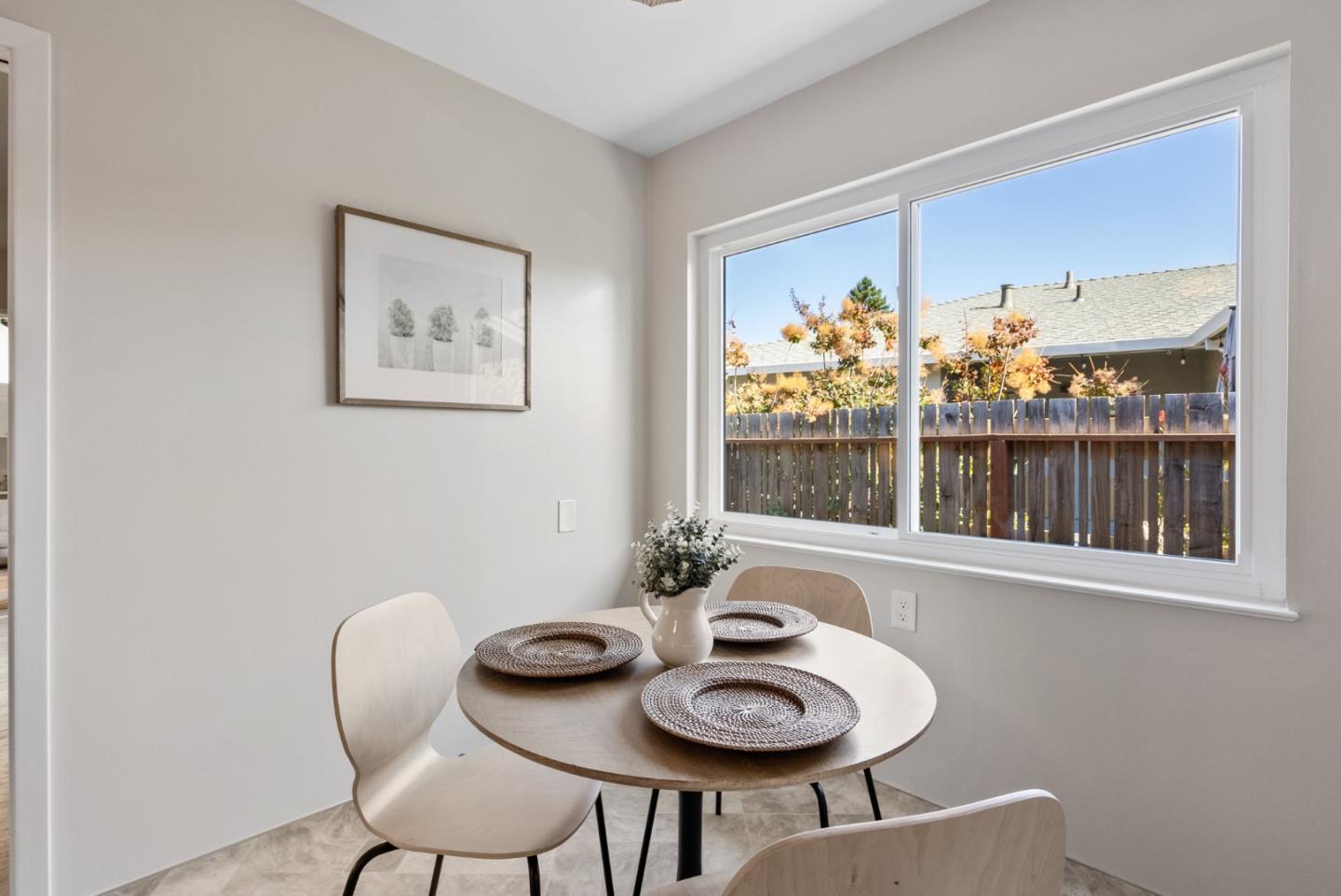 Detail Gallery Image 15 of 40 For 2547 Hampton Ave, Redwood City,  CA 94061 - 3 Beds | 2 Baths