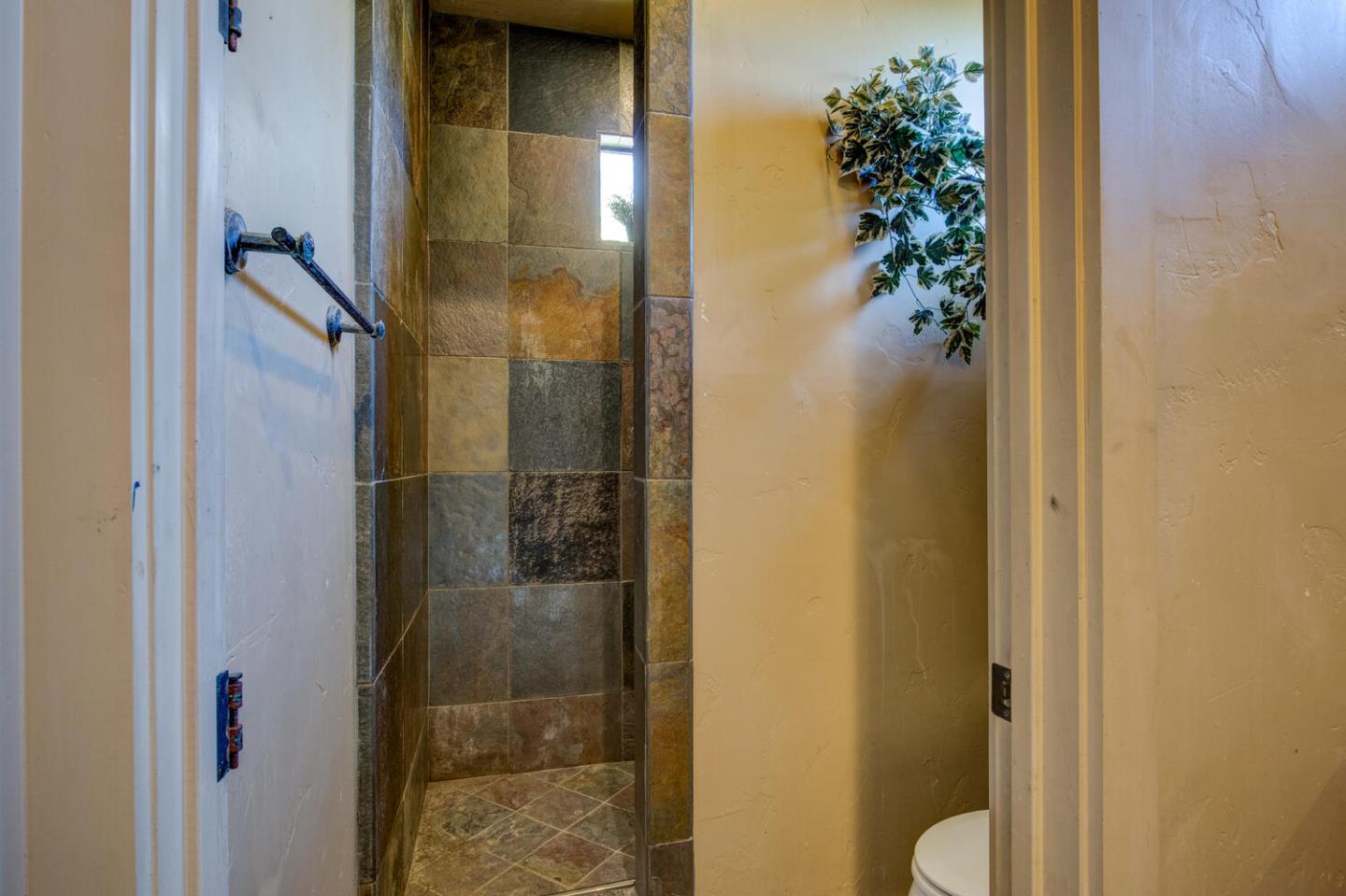 Detail Gallery Image 25 of 42 For 16719 Hickory Ave, Patterson,  CA 95363 - 4 Beds | 3/1 Baths