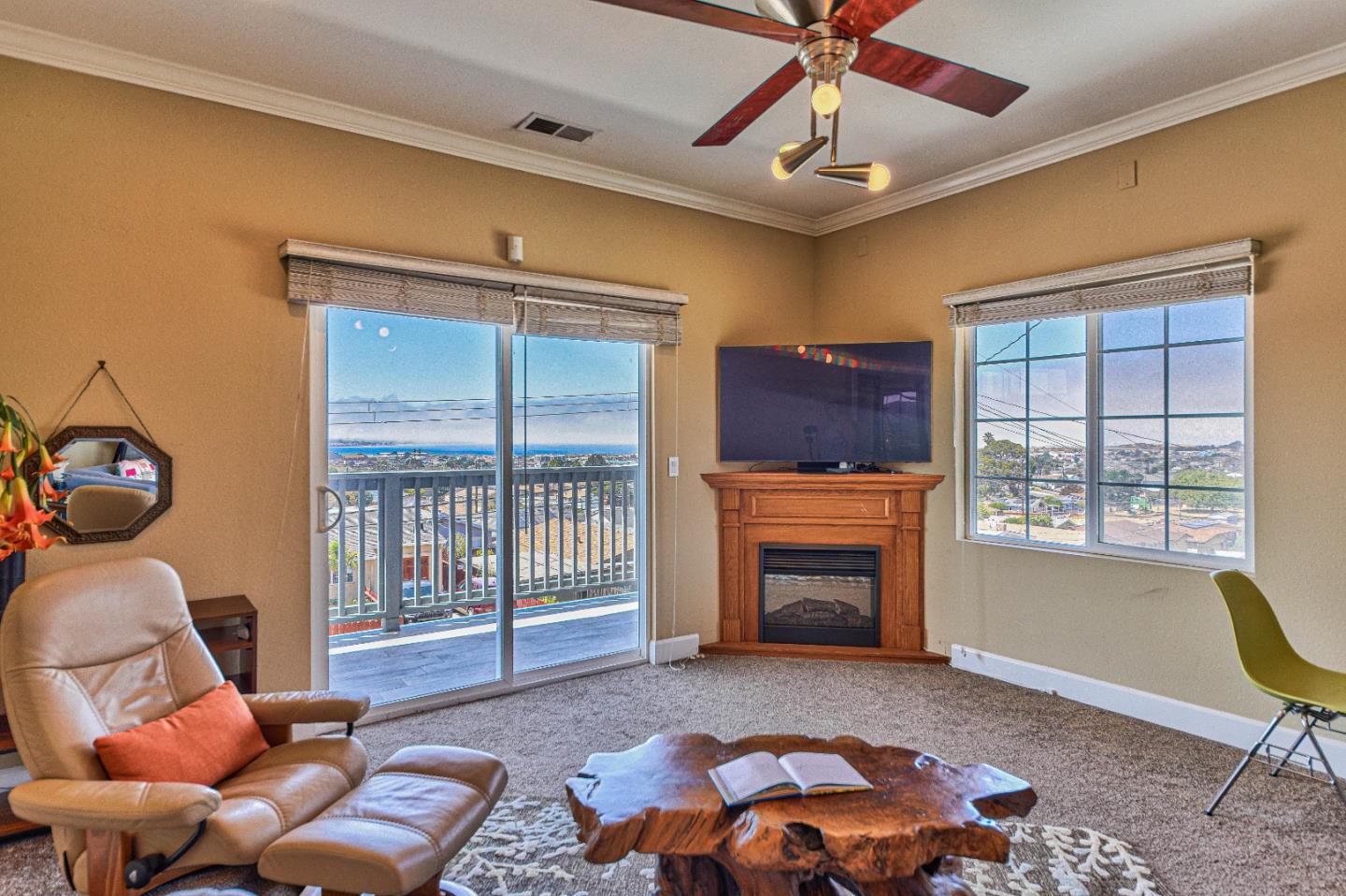 Detail Gallery Image 15 of 24 For 1312 Flores St, Seaside,  CA 93955 - 3 Beds | 2 Baths