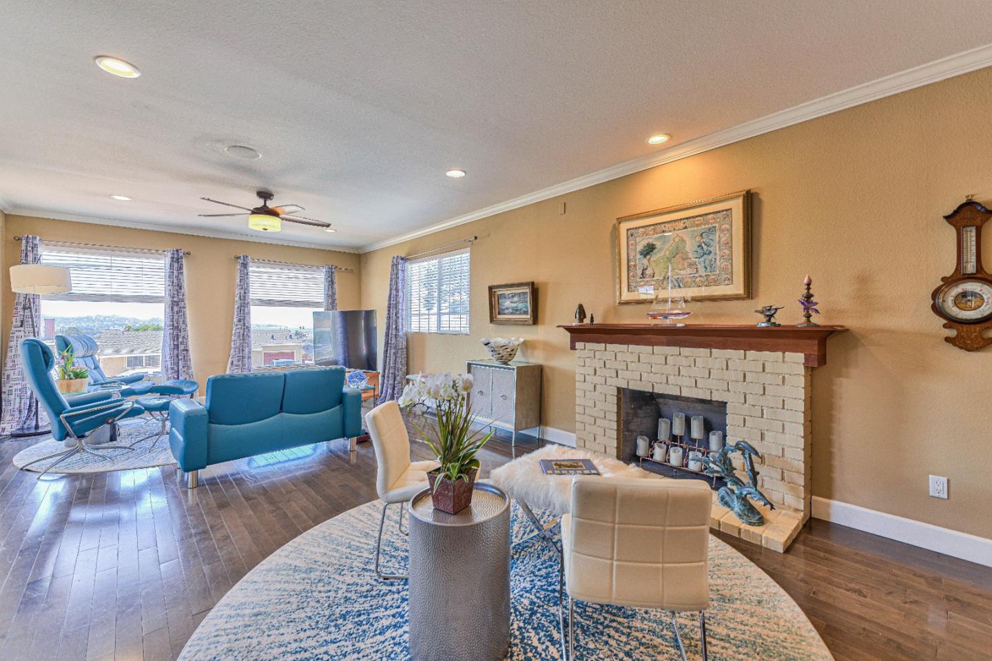 Detail Gallery Image 8 of 24 For 1312 Flores St, Seaside,  CA 93955 - 3 Beds | 2 Baths