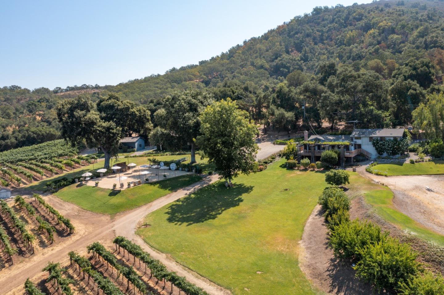 Detail Gallery Image 2 of 53 For 20300 Cachagua, Carmel Valley,  CA 93924 - 3 Beds | 3 Baths