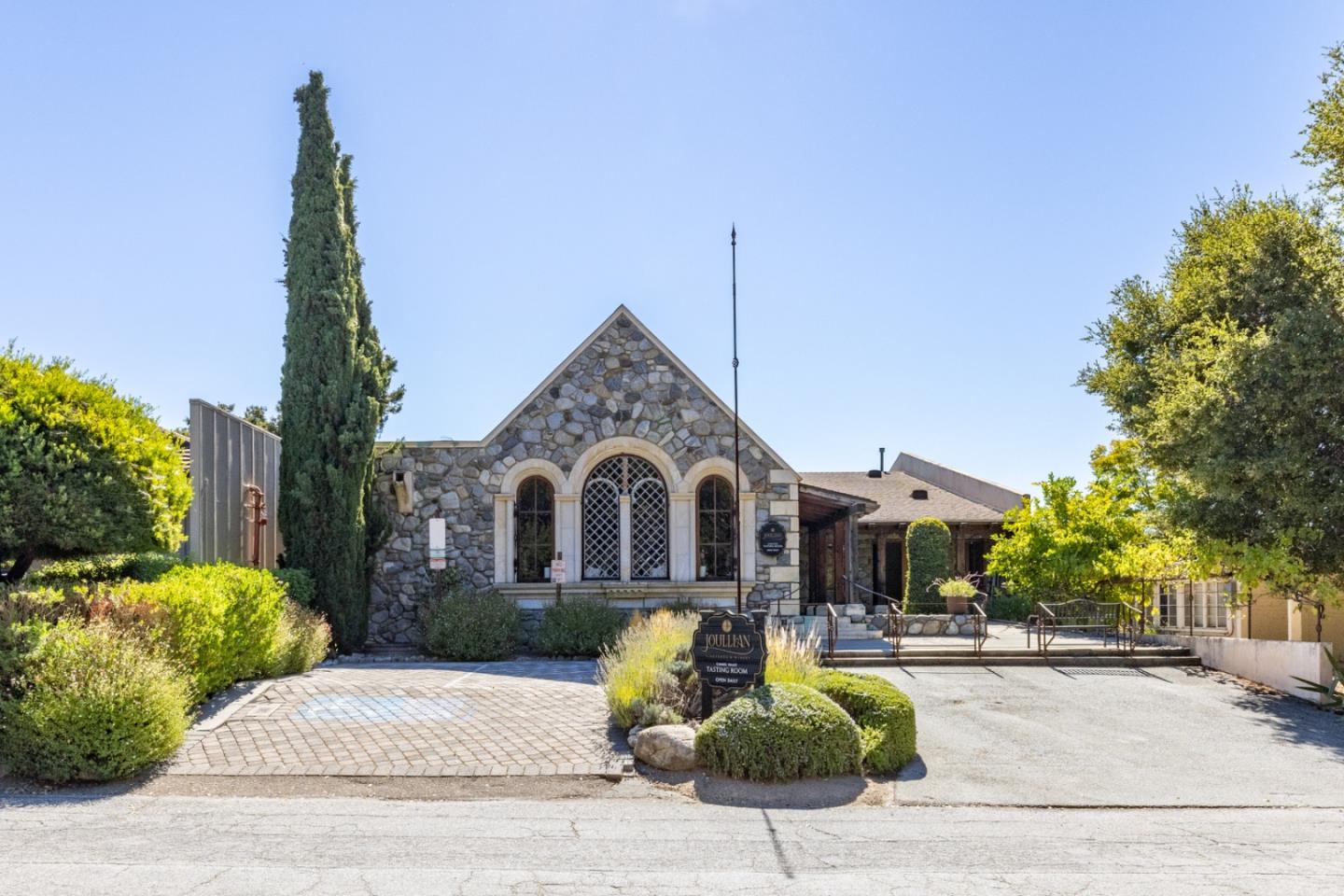 Detail Gallery Image 28 of 53 For 20300 Cachagua, Carmel Valley,  CA 93924 - 3 Beds | 3 Baths
