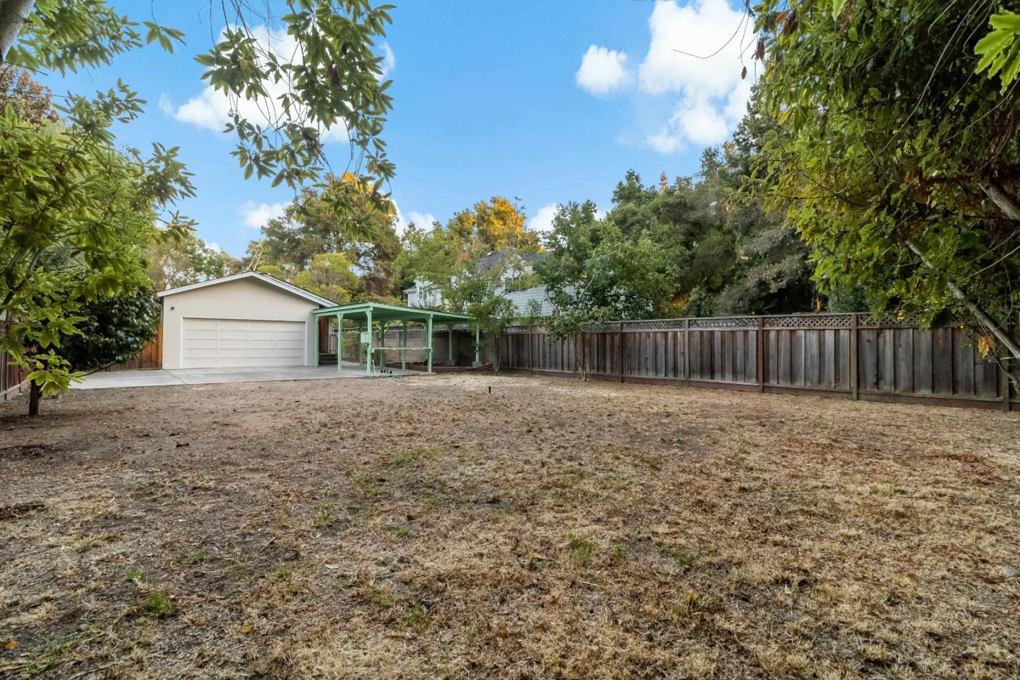 Detail Gallery Image 12 of 65 For 67 Holbrook Ln, Atherton,  CA 94027 - 3 Beds | 2 Baths