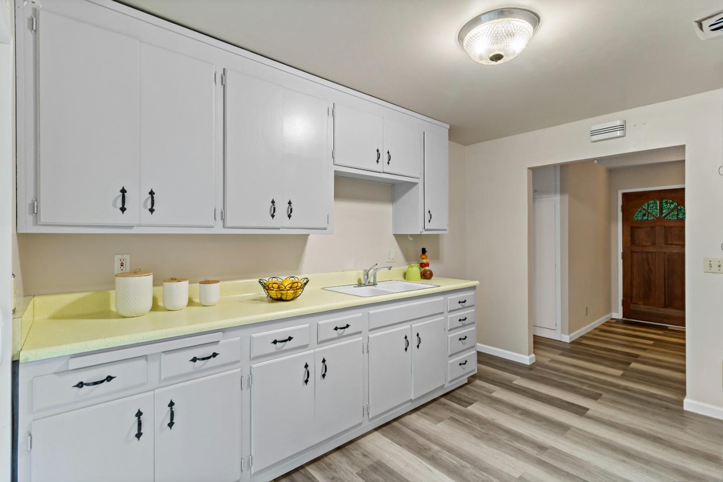 Detail Gallery Image 33 of 65 For 67 Holbrook Ln, Atherton,  CA 94027 - 3 Beds | 2 Baths