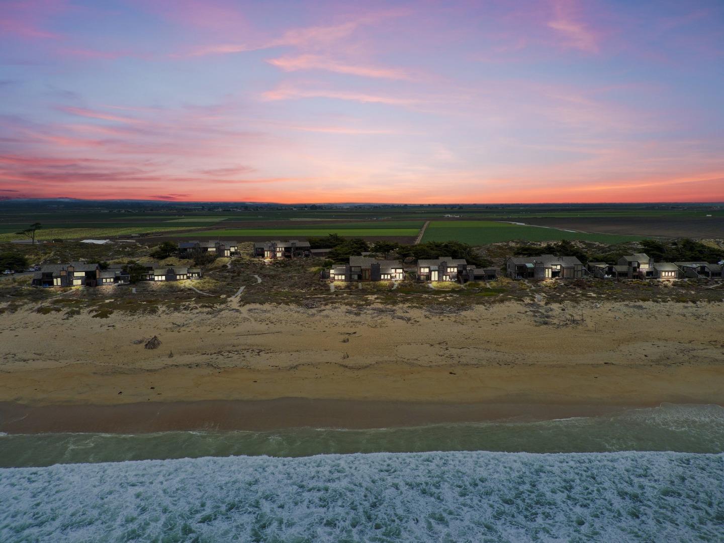 Detail Gallery Image 47 of 58 For 222 Monterey Dunes Way, Moss Landing,  CA 95039 - 3 Beds | 2 Baths