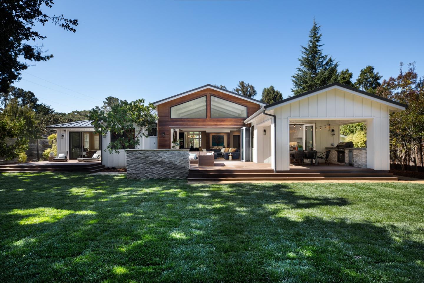 Detail Gallery Image 35 of 41 For 349 Blue Oak Ln, Los Altos,  CA 94022 - 5 Beds | 5/1 Baths