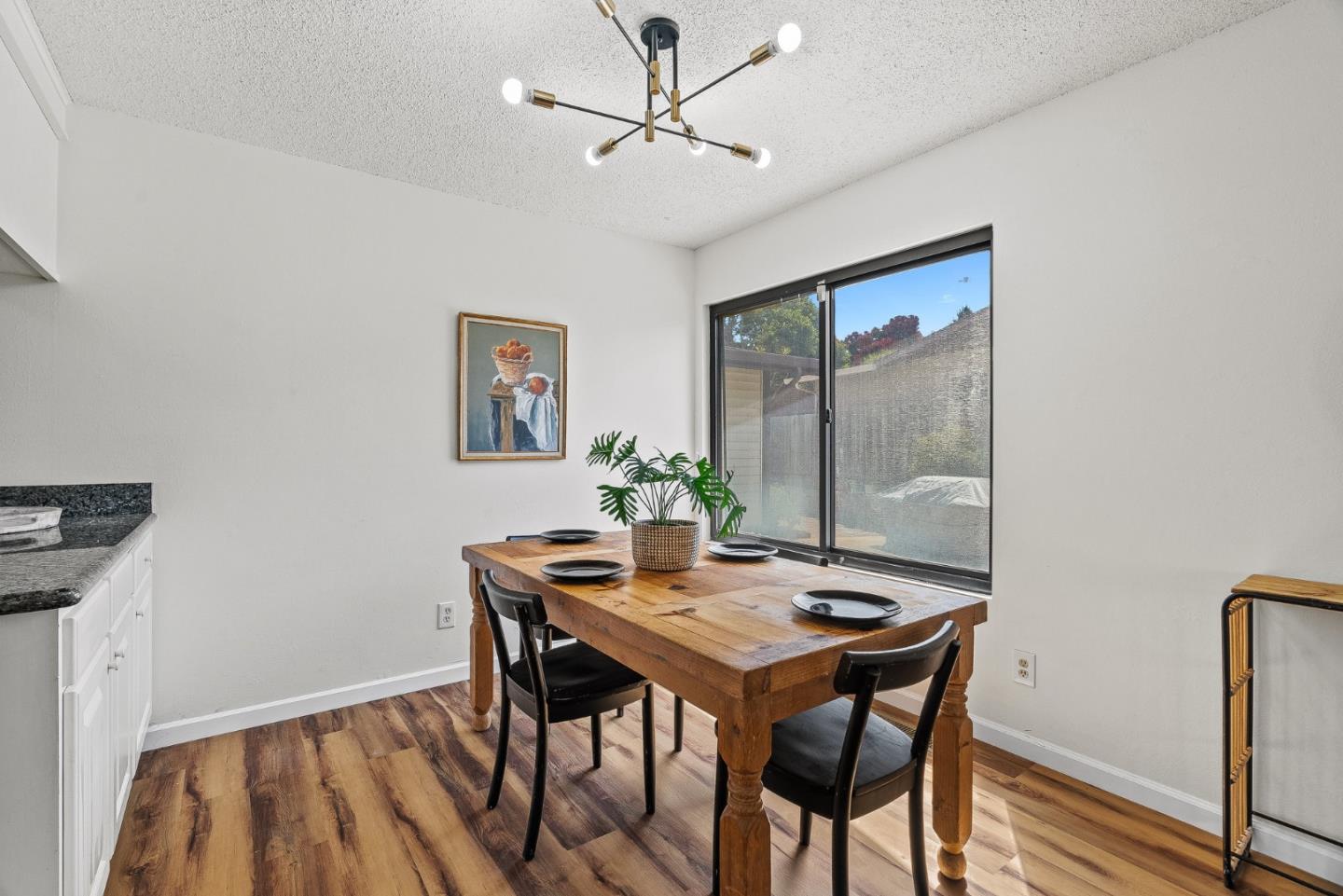 Detail Gallery Image 11 of 39 For 1576 Costa St, Seaside,  CA 93955 - 4 Beds | 2 Baths