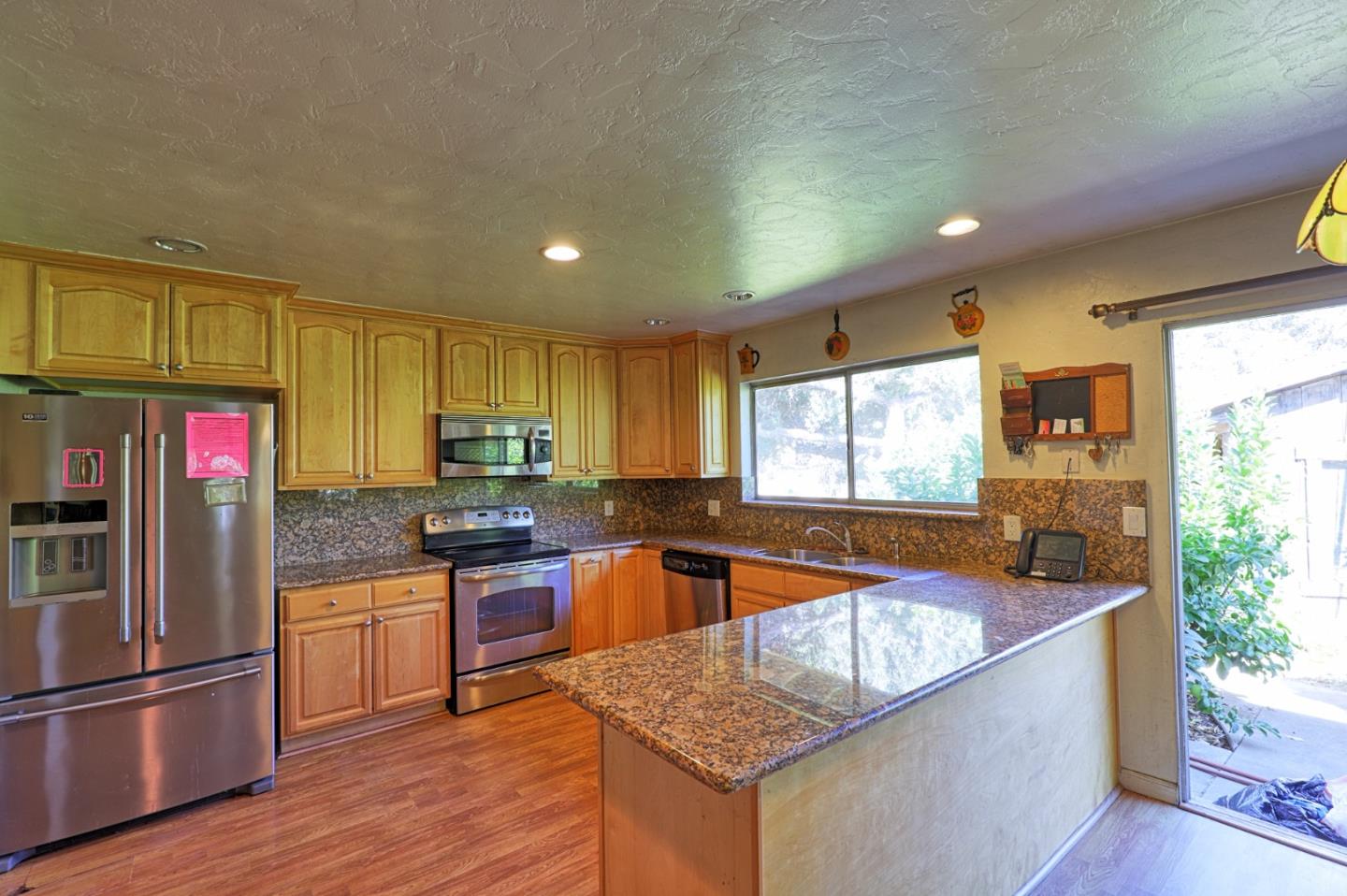 Detail Gallery Image 7 of 75 For 10876 Dougherty Ave, Morgan Hill,  CA 95037 - 3 Beds | 2/1 Baths