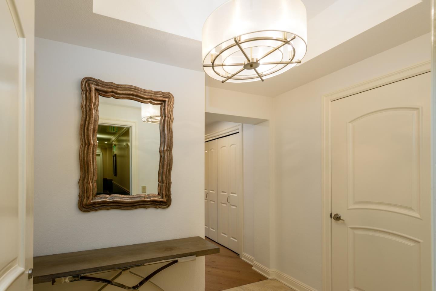 Detail Gallery Image 4 of 10 For 10 Crystal Springs Rd #1206,  San Mateo,  CA 94402 - 2 Beds | 2/1 Baths