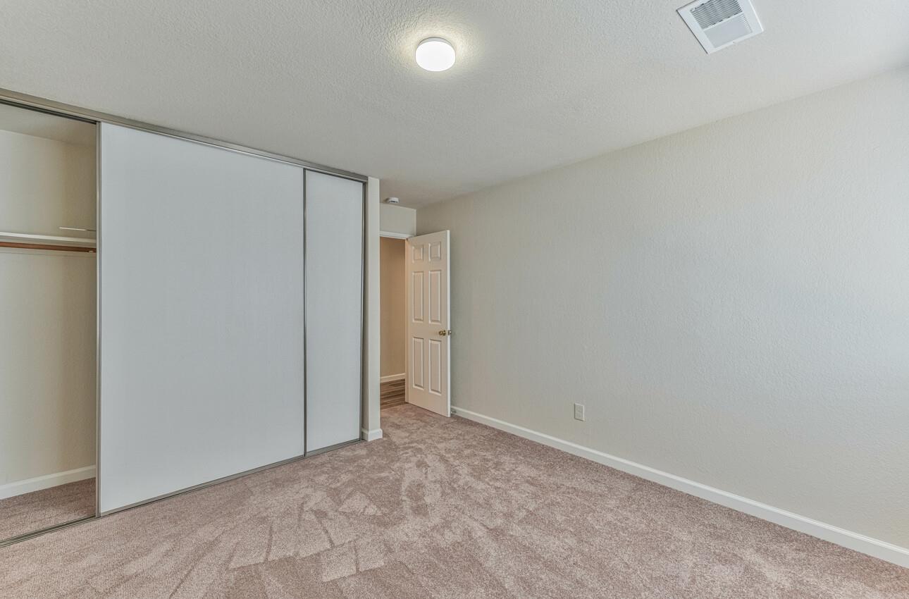 Detail Gallery Image 21 of 28 For 3080 Crumpton #20 Ln #20,  Marina,  CA 93933 - 3 Beds | 1/1 Baths