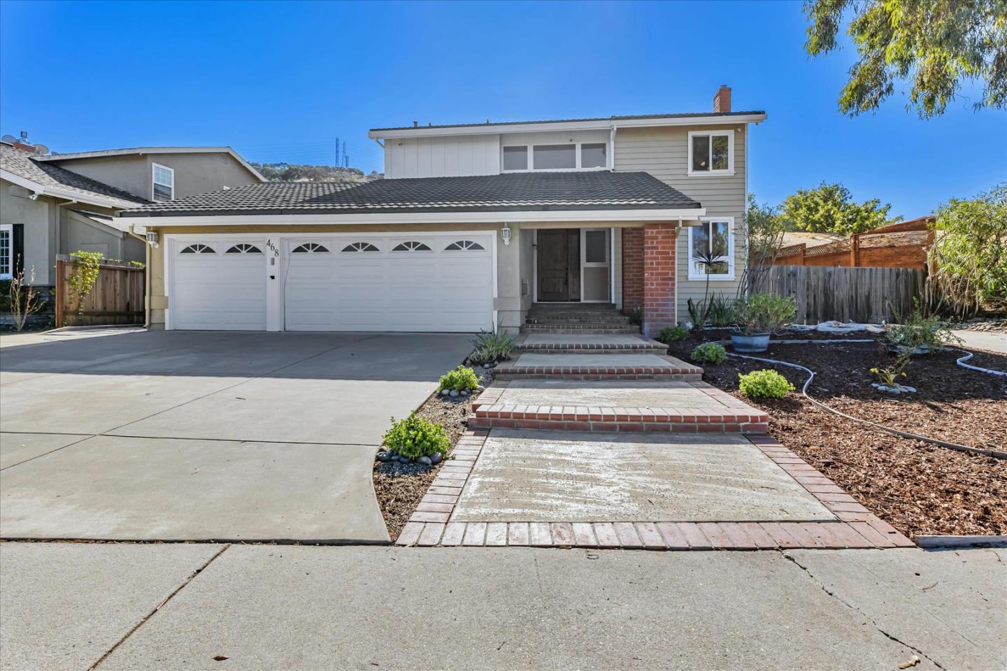 Detail Gallery Image 1 of 41 For 468 Curie Dr, San Jose,  CA 95123 - 4 Beds | 2/1 Baths