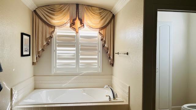 Detail Gallery Image 8 of 20 For 5776 Saint Andrews Dr, Stockton,  CA 95219 - 4 Beds | 3/1 Baths