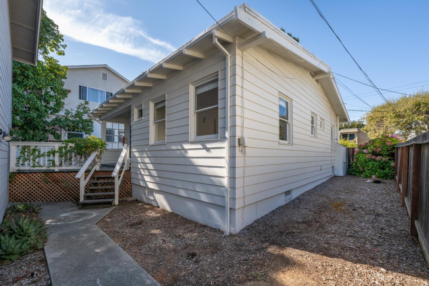 Detail Gallery Image 20 of 27 For 846 a-B Highland Ave, San Mateo,  CA 94401 - 2 Beds | 1 Baths