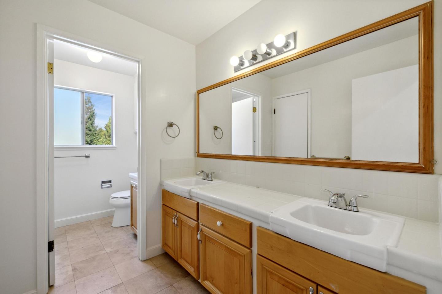 Detail Gallery Image 52 of 90 For 243 Selby Ln, Atherton,  CA 94027 - 5 Beds | 3/1 Baths