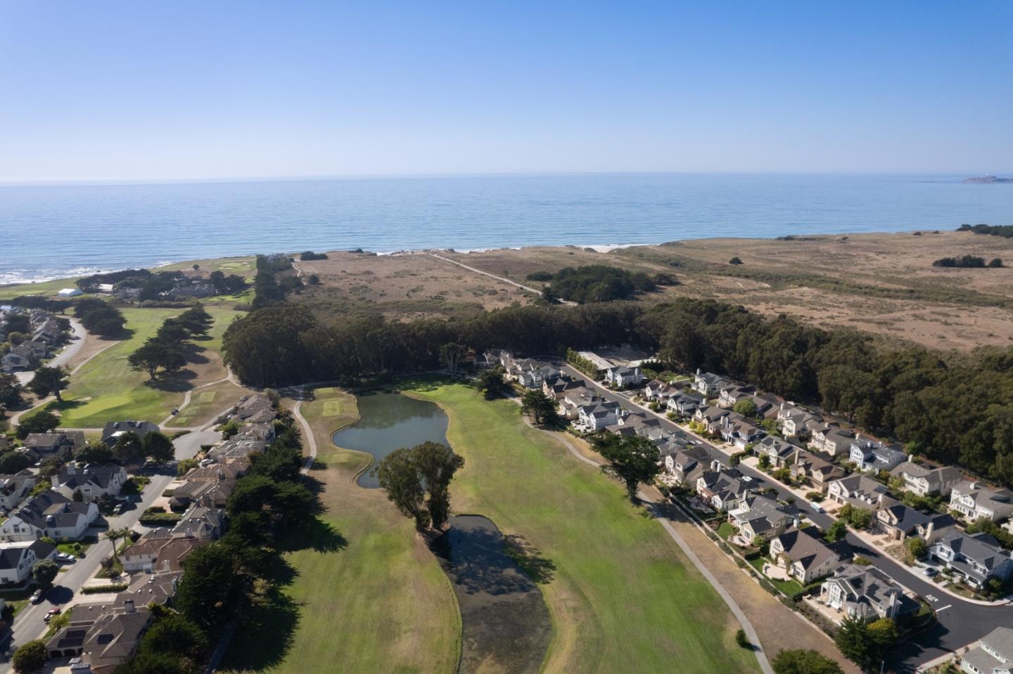 Detail Gallery Image 49 of 63 For 106 Carnoustie Dr, Half Moon Bay,  CA 94019 - 4 Beds | 3 Baths