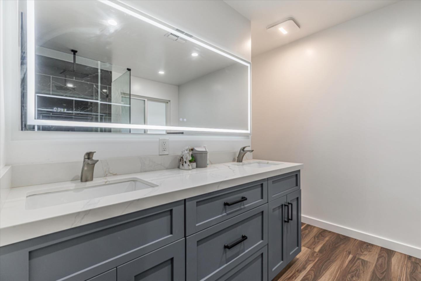 Detail Gallery Image 31 of 42 For 2151 Oakland Rd #98,  San Jose,  CA 95131 - 3 Beds | 2 Baths