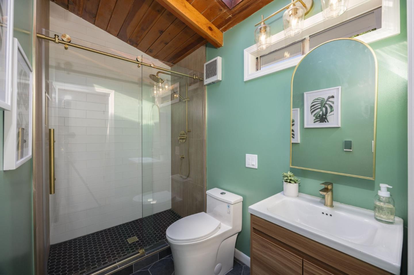 Detail Gallery Image 18 of 38 For 761 Lancaster Blvd, Moss Beach,  CA 94038 - 3 Beds | 2 Baths