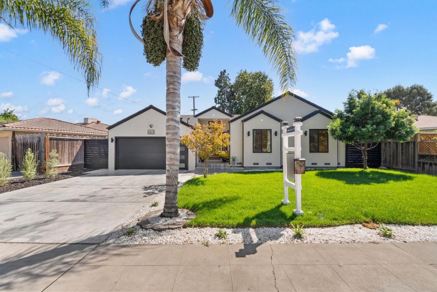 Detail Gallery Image 1 of 43 For 1474 Newhall St, Santa Clara,  CA 95050 - 4 Beds | 3/1 Baths