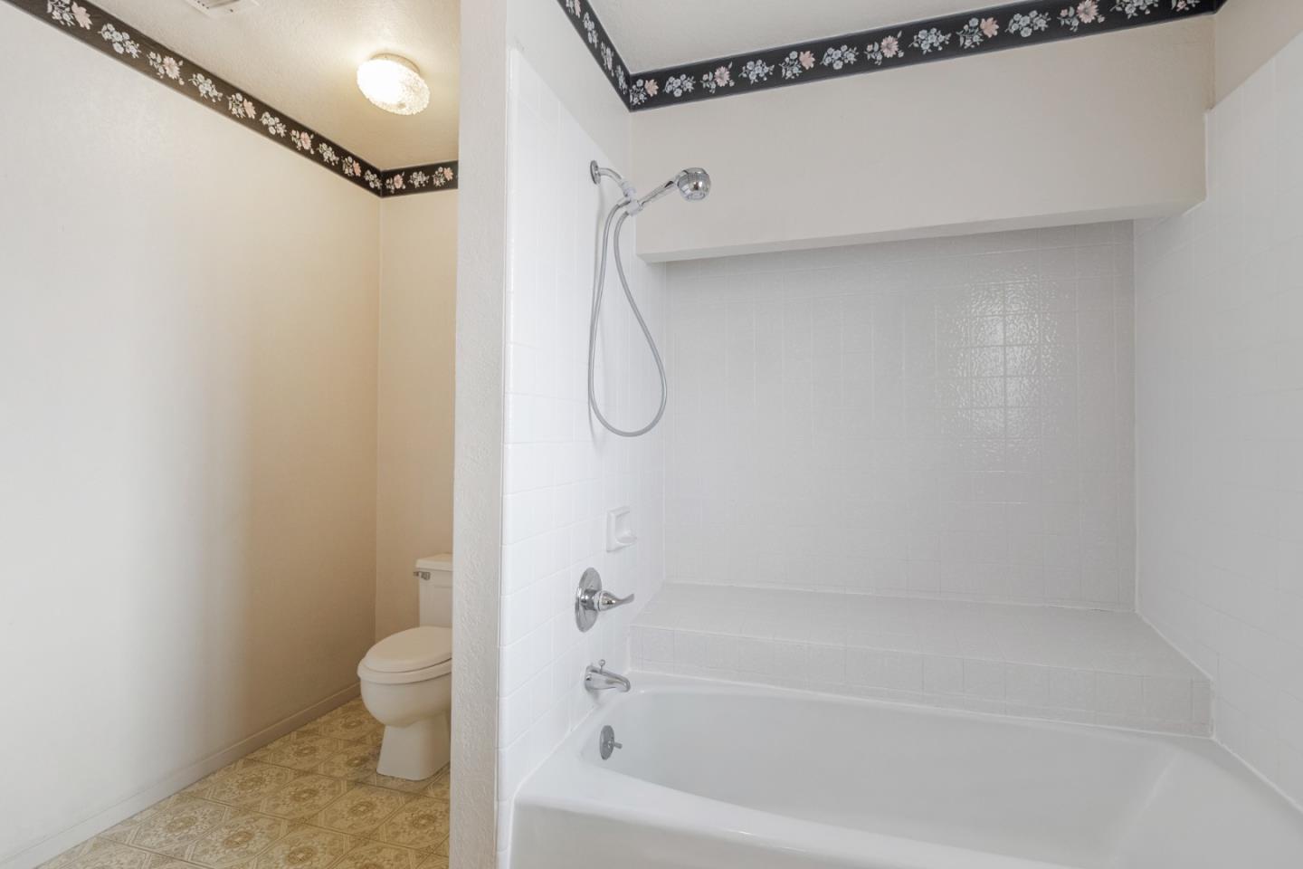 Detail Gallery Image 26 of 45 For 483 Winged Foot Rd, Half Moon Bay,  CA 94019 - 4 Beds | 2/1 Baths