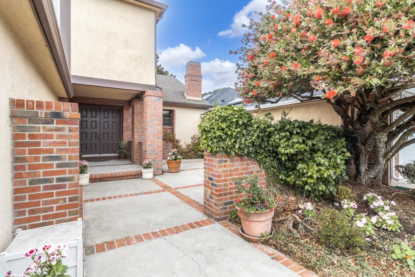 Detail Gallery Image 6 of 45 For 483 Winged Foot Rd, Half Moon Bay,  CA 94019 - 4 Beds | 2/1 Baths