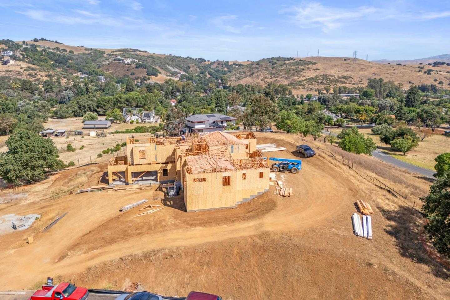 Detail Gallery Image 7 of 17 For 1075 Rose Orchard Place, Morgan Hill,  CA 95037 - 5 Beds | 4/2 Baths