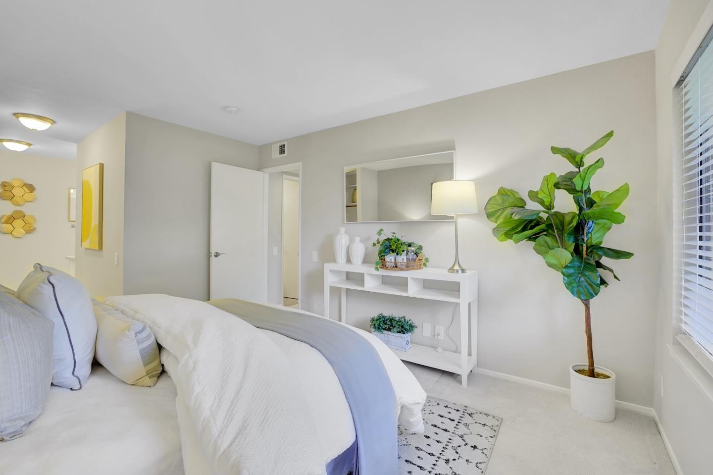 Detail Gallery Image 31 of 55 For 3366 Brittan Ave #10,  San Carlos,  CA 94070 - 2 Beds | 2 Baths